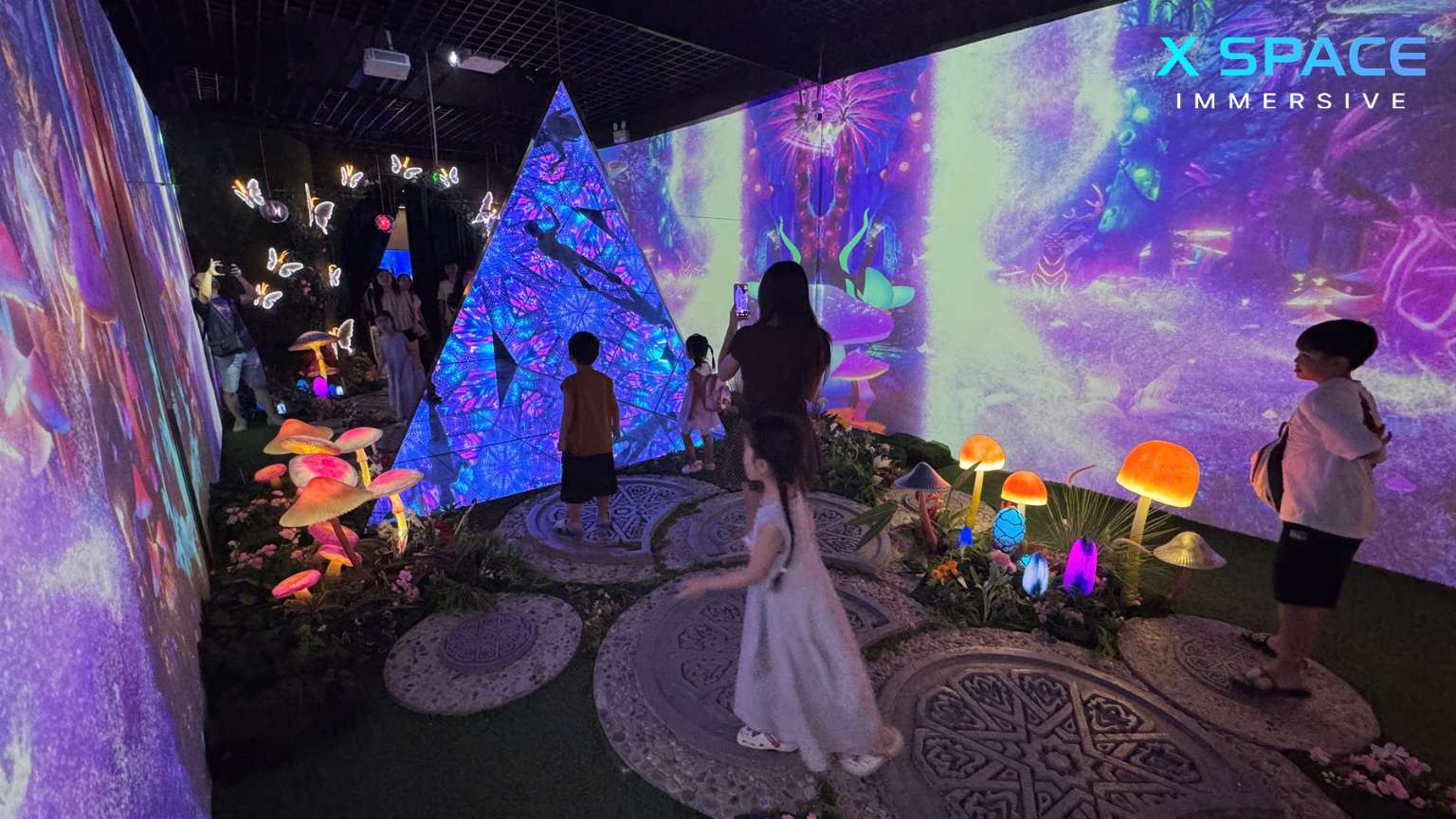 Experience X Space Immersive digital art exhibition in Hanoi