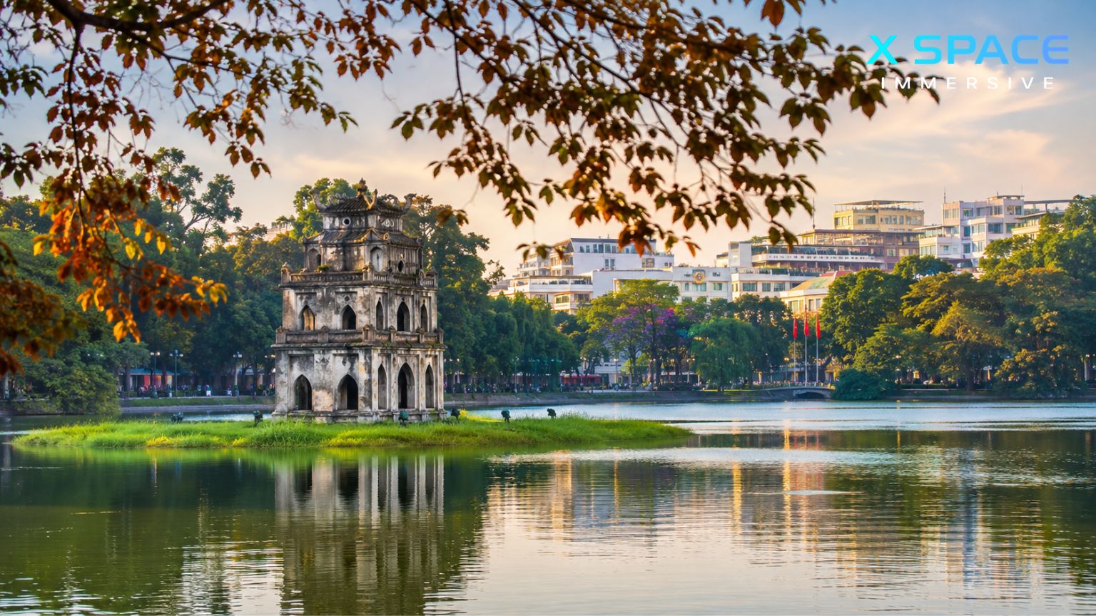 Best time to visit Hanoi and Halong Bay with Hoan Kiem Lake scenery