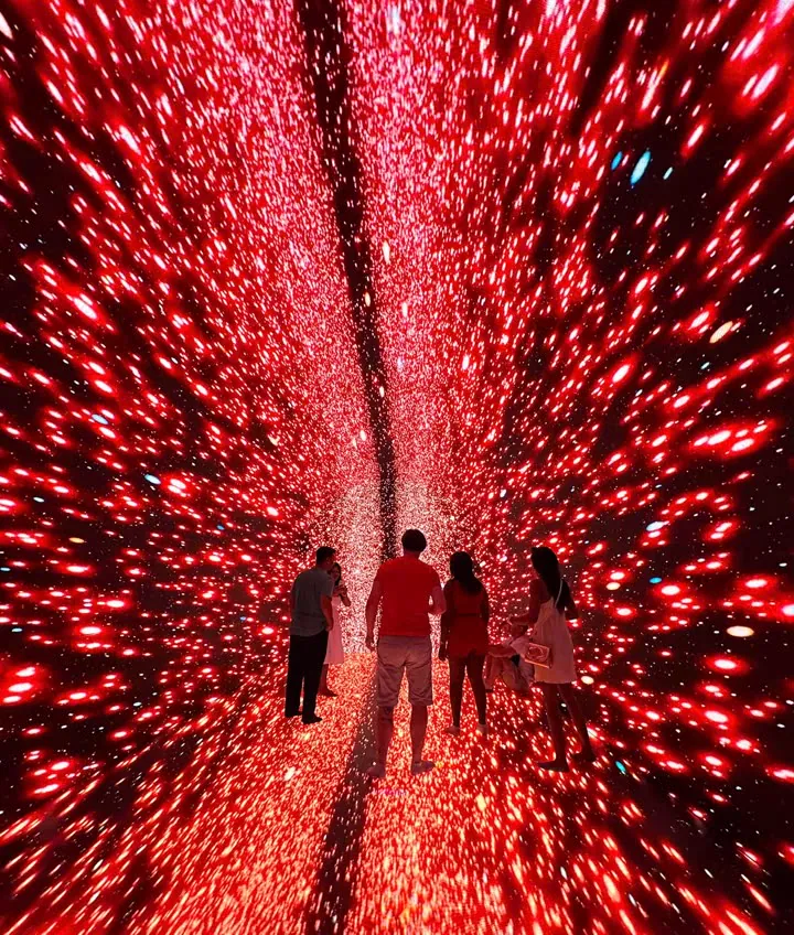 Full LED Tunnel